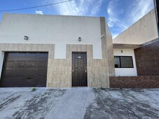 Casas en renta - 300m2 - 3 recámaras - Reforma - $18,000