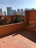 lindo townhouse en antigua - frente centro comecia