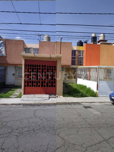 Casa En Renta En Los Héroes Coacalco, Estado De México