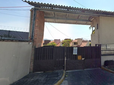 Casa En Residencial Country, Tejalpa, Jiutepec, Morelos Con Alberca Y Mas Comodidades.