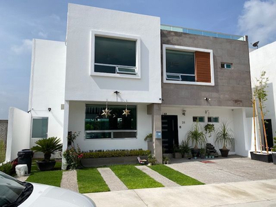 Casa En Venta Cañadas Del Lago Queretaro Rcv231031-gm