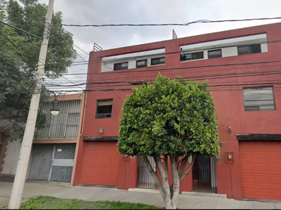 Excelente Casa En Remate Ubicada En Del Carmen, Coyoacan