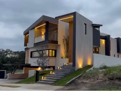 Impresionante Casa En Venta Rancho San Juan