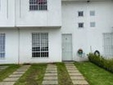 departamento en venta casa en venta villas del sauce , san antonio la isla, estado de méxico