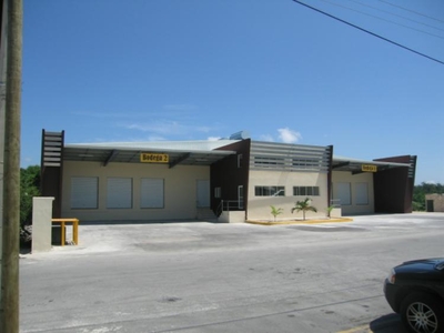 Bodega en Renta en RANCHO SANTA ANA Cancún, Quintana Roo