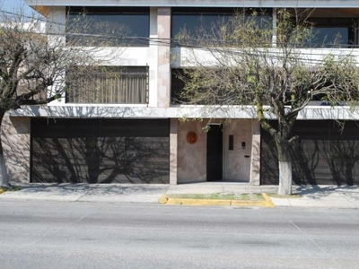 Casa en Venta en Circuito Novelistas Satélite Naucalpan de Juárez, Mexico