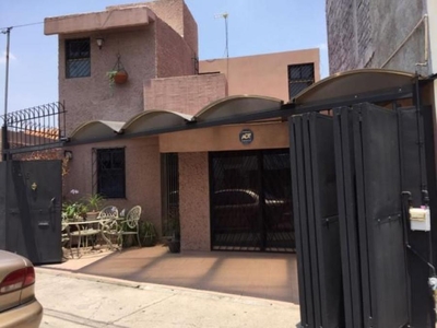 Casa en Venta en La Deportiva Irapuato, Guanajuato