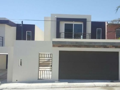 Casa en Venta en VILLA COLONIAL Tijuana, Baja California