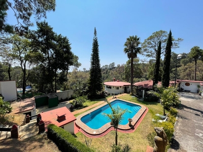 Doomos. Casa en venta al norte de Cuernavaca. Col. del Bosque