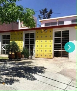 VENDO CASA EN VENTA EN JARDINES DE SAN MATEO