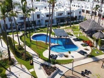 Casa en Palmilla Residencial amuebldada a 2 min de playa