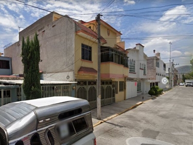 Casa en Venta Col. Nueva Ixtacala, Tlalnepantla Edo. Mex