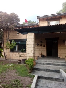 CASA EN VENTA EN COLINAS DEL BOSQUE 1a SECCIÓN