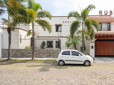 Casa en Venta en Colonia San Pablo, Colima, Colima.