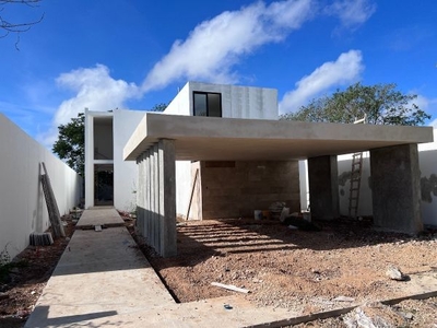 CASA EN VENTA EN MERIDA, PRIVADA OLIVIA, DIC 2022.