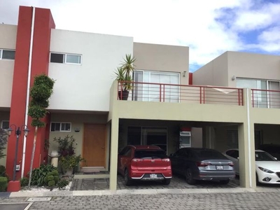 Casa en venta en Metepec, Lomas de la Asunción a 25 min. de Sta. Fe