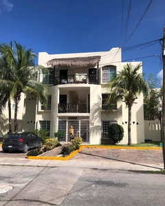 Doomos. VENTA Condominio Torres del Carmen, Playa del Carmen Centro