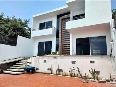 HERMOSA CASA EN VENTA