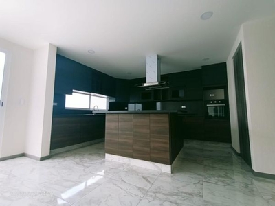 HERMOSA CASA EN VENTA EN FRACC FRENTA UDLA SOBRE RECTA CHOLULA PUEBLA