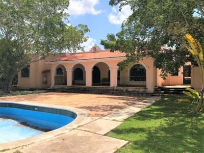 QUINTA A LA VENTA - Cholul, Mérida, Yucatán.