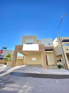 SE VENDE CASA AL NORTE DE HERMOSILLO UBICADA EN RESIDENCIAL ALTA FIRENZE