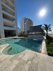 Venta penthouse de lujo y equipado frente al mar Chicxulub Progreso Yucatán