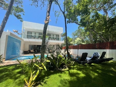 Villa PRECIO REDUCIDO con alberca privada con 100 m2 de zona arbolada