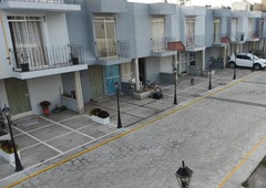 Bonita casa con balcón en Santiago Centro, Tlahuac