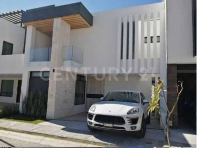 Casa En Venta En Lomas de Angelopolis III, San Andrés Cholula, Puebla.