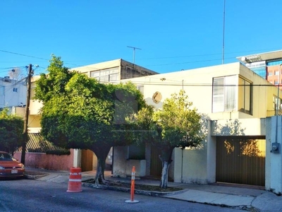 Casa sola en venta en Vallarta Norte, Guadalajara, Jalisco
