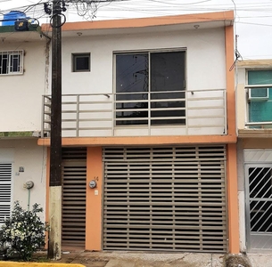 Doomos. Casa en Veracruz, Veracruz zona Sur