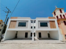 Doomos. Casa en venta en la Col. Guadalupe Mainero, Tampico. OFI-V003