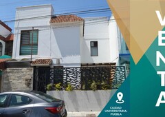 venta de casa en fraccionamiento camino real hacienda c.u. puebla