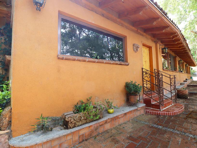 Casa En Venta En Morelia, Col. San José Del Cerrito