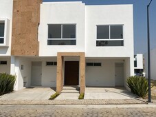 casa en venta parque baja california sur lomas de angelópolis - 265 m2