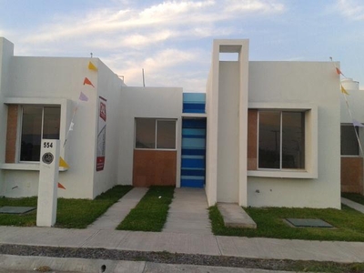casa en venta en Villa de Álvarez 452000
