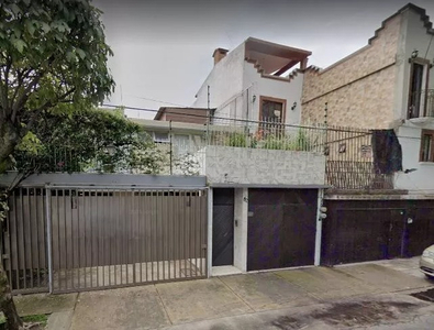 A La Venta Casa En Coyoacán, Inmejorable Remate Bancario