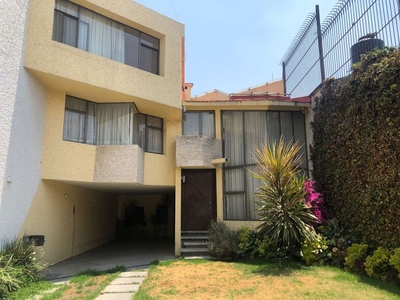 Casa en renta Calle San Javier, Vicente Guerrero, Toluca De Lerdo, Estado De México, México