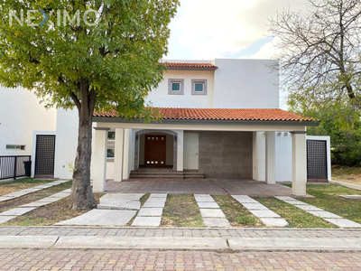 Venta Casa 4 Ambientes Huertas El Carmen