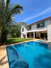 Casa En Venta- Villa Magna Cancun
