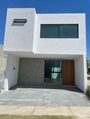 casa en venta en el centinela zapopan