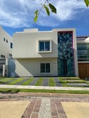 casa en venta en privada en valle imperial zapopan