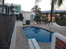 VENTA DE CASA SOLA; COL, ANALCO, CUERNAVACA