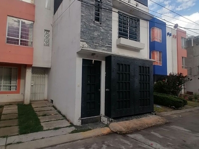 Casa en condominio en venta 1er Boulevard Héroes De Chalco, Conj Hab Urbano Los Héroes Chalco, Chalco, México, 56640, Mex