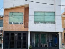 moderna, amplia y estupenda casa en venta