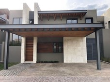 casa en venta en zona exclusiva altozano