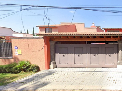 Casa En Jurica, Querétaro. Remate Bancario.