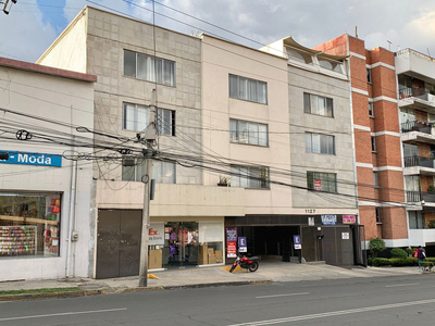 En Venta Moderno Y Confortable Departamento En Calzada De L