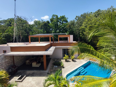 Precio Rebajado - Casa + Guest-house Con Alberca En Tulum (selva) Lote 2 Hectáreas