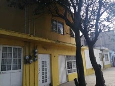 se vende casa como terreno a 3 cuadras de circuito interior